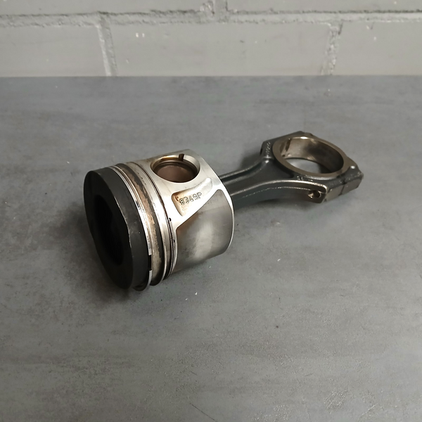 Piston & Connecting rod Mercedes-Benz C-Klasse E-Klasse 2.2 CDI Diesel OM651 A65100