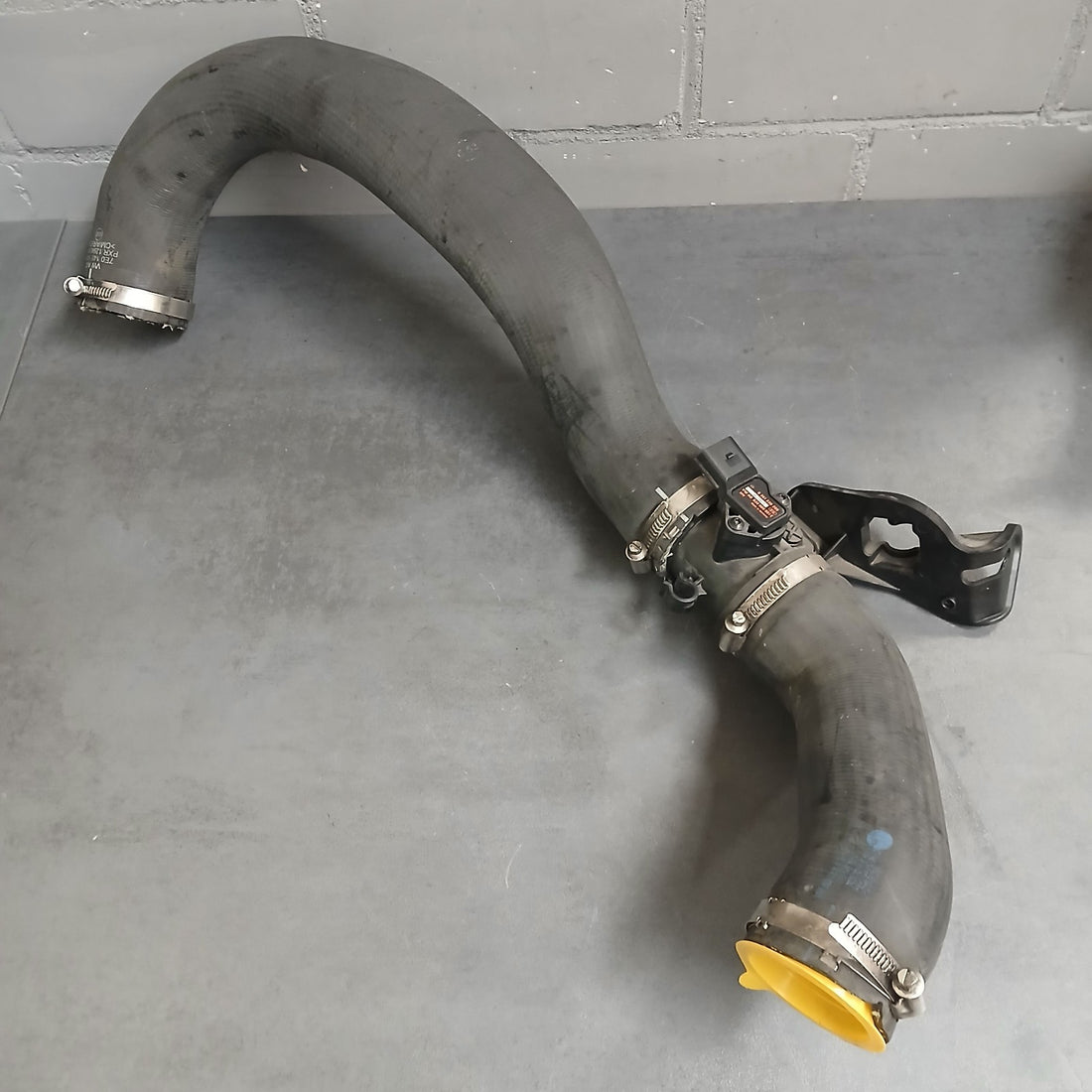 Orig. VW Ladeluftschlauch 7E0145980B / 7E0145958A / 038906051E / 7E0145941B