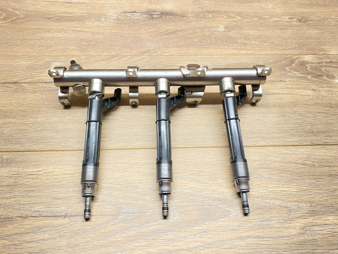 Einspritzleiste + Einspritzdüsen Original VW Audi 3.0 TFSI 06M133316L