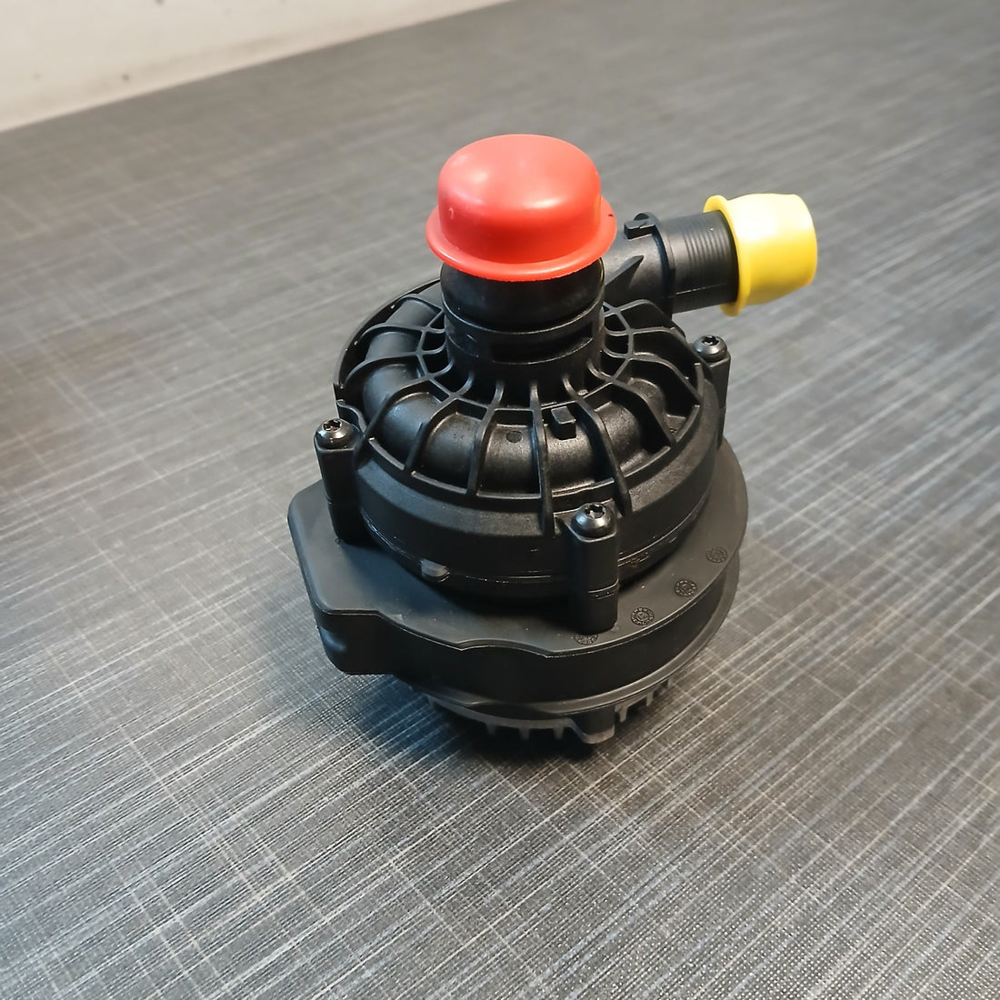 Original Dacia / Renault 2024 Zusatzwasserpumpe  Wasserpumpe   210104389R