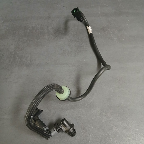 PSA Vakuumschlauch for the Brake booster (incl.usive Sensor) 9818022680