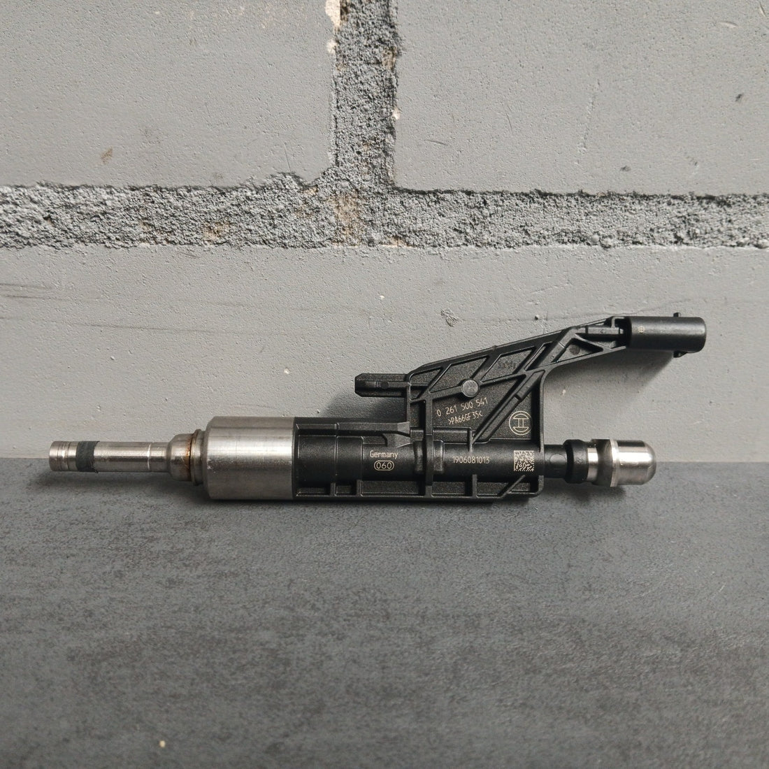 Bosch Einspritzdüse BMW Mini 0261500541