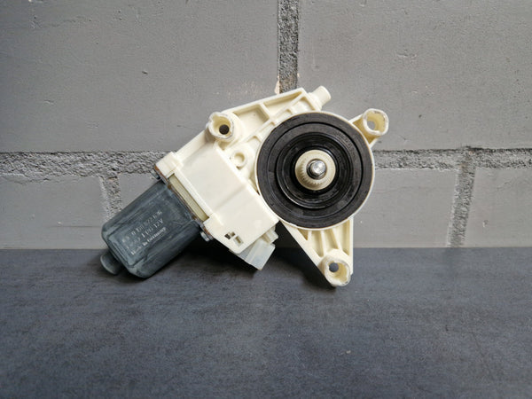 Fensterhebermotor vorne rechts Mercedes-Benz E-Klasse W212 A2129066702