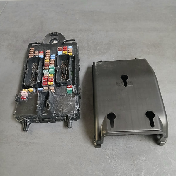Volvo V60 Regeleenheid Zekeringkast Module 32142591