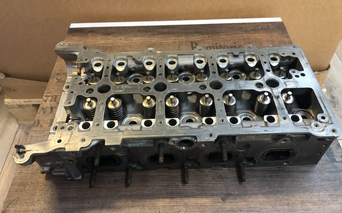 Mercedes-Benz W213 E220D Zylinderkopf R654016 OM654.920