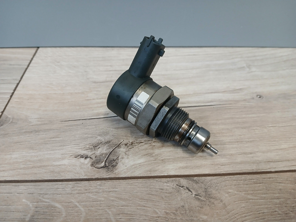 BOSCH Drukregelklep Opel Astra Signum Zafira Ford Mondeo 0281002803