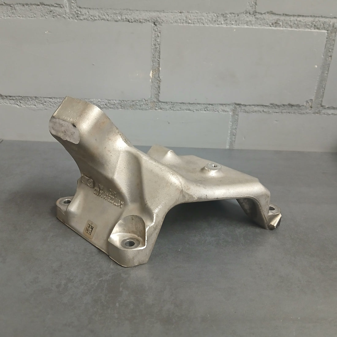Motorlager links Original Mercedes Benz C63s Amg V6 V8 4,0 W213 A1772230104