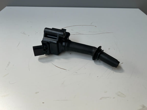 Original Opel Corsa E 1.0 B10XFT Ignition coil 12635672