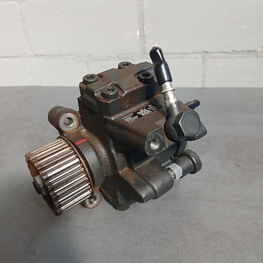Original Mercedes Benz Renault Nissan Einspritzpumpe Hochdruckpumpe A6070700001