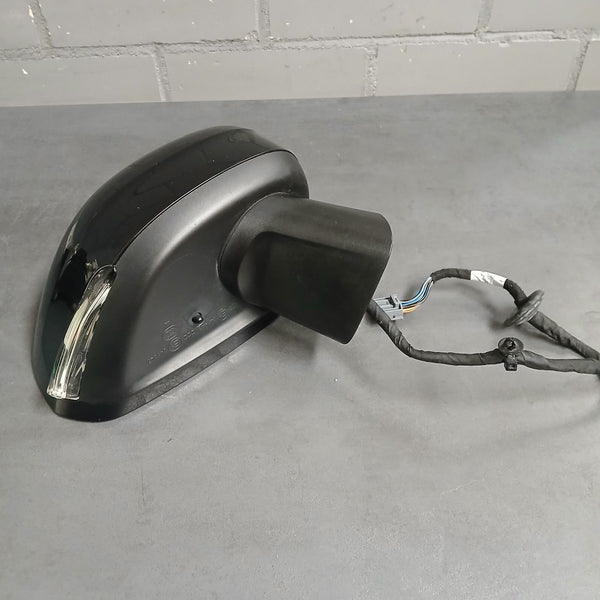 Volvo XC60 2020 right Exterior mirror electric door Onyx Black metallic 041443