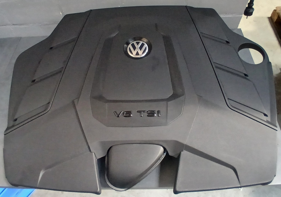 Original Kompletter VW Touareg 3 Luftfilter Motorabdeckung     4M0133835G