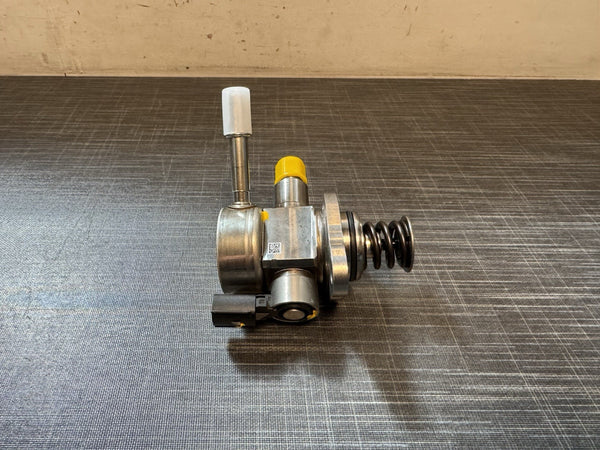 Original Opel Einspritzpumpe Turbo Benzin 12649461 A2C80389900
