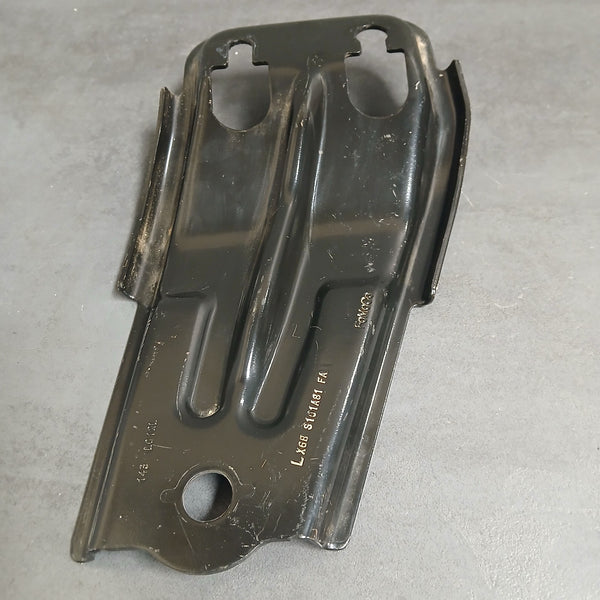 Original FORD KUGA III Kotflügelhalter vorne links LX6BS101A81FA